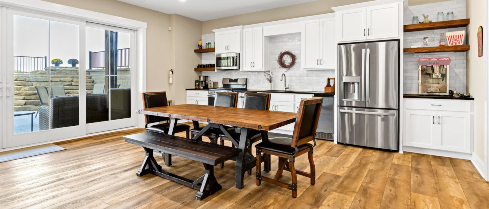 Heavenly View Farmhouse Kitchen Heavenly View Farmhouse Kitchen